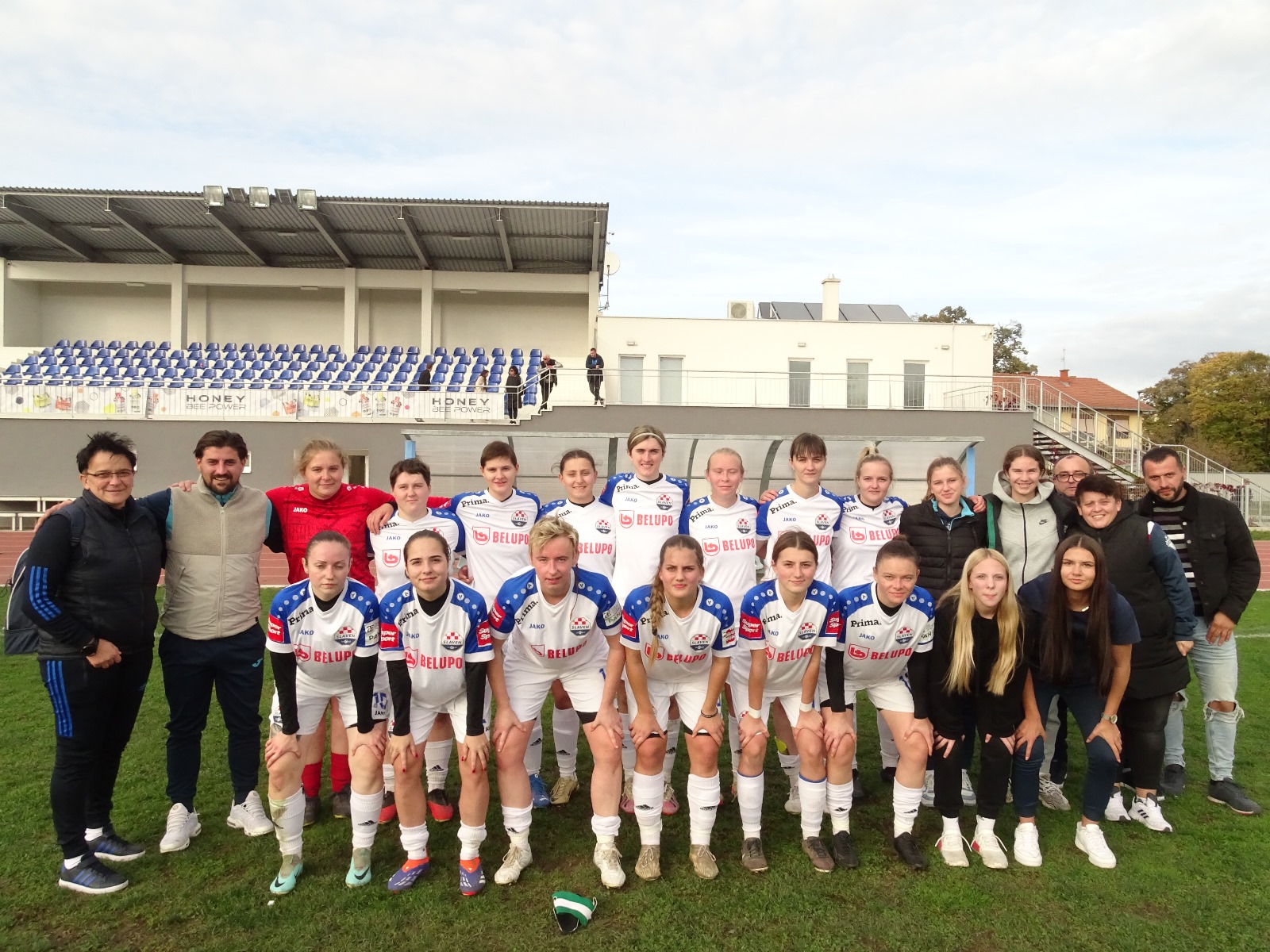 Seniorke  HNK VUKOVAR - ŽNK KOPRIVNICA