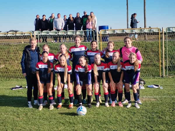 💙⚽️ Dvostruki nastup ŽNK Koprivnica: pionirke remizirale, kadetkinje briljirale nad ŽNK Savicom!